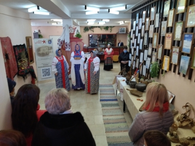 В посёлке Крутоярский состоялось открытие тематической площадки &quot;День в усадьбе Олениных&quot;