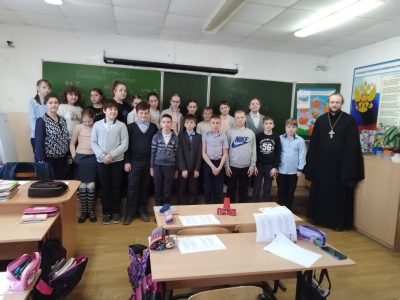 В школе г. Касимова прошел урок «Знакомство с церковнославянским языком»